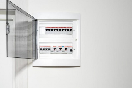 Installation &eacute;lectrique &agrave; Strasbourg : comment garantir qualit&eacute; et s&eacute;curit&eacute; ?